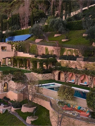Los Angeles Top Realtors — page 15
