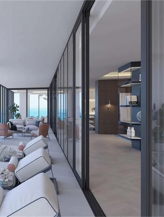 The 19M+ Miami — page 41