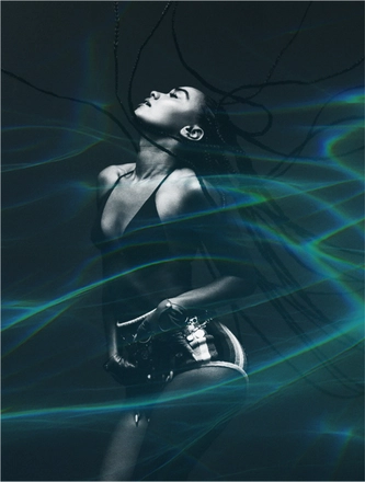 Leigh-Anne — page 38