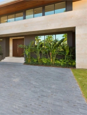 Miami Top Realtors — page 15
